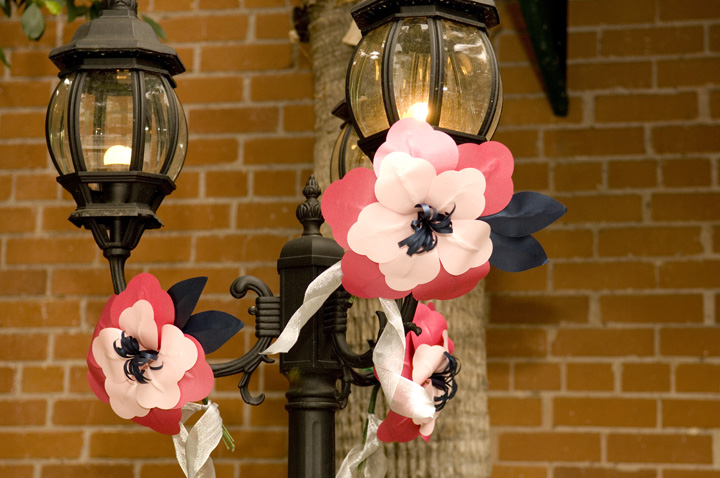 Lamp Post Flower Decoration